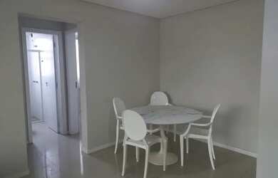 Imagem 8: Apartamento para aluguel com 60 metros quadrados com 2 quartos em Centro...