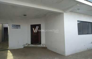 Imagem: A casa em condomínio possui 5 Dormitórios, 5 Banheiros, 5