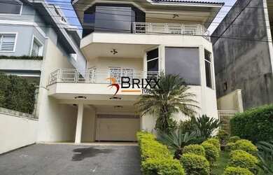 Imagem: A casa em condomínio possui 3 Dormitórios, 5 Banheiros, 5