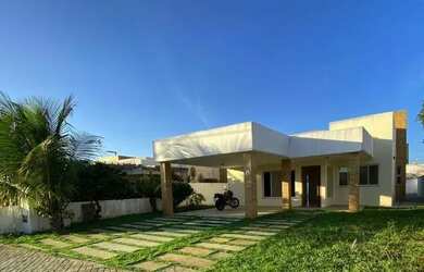 Imagem: A casa em condomínio possui 3 Dormitórios, 3 Banheiros, 4