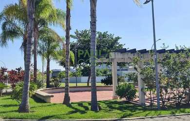 Imagem: O terreno possui 637m² de Área e está localizado em Barra