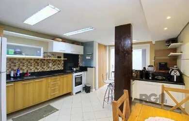 Imagem 13: Casa em Porto Alegre, no bairro Hípica, com 2 dormitório(s), e 2 banheiros, à venda