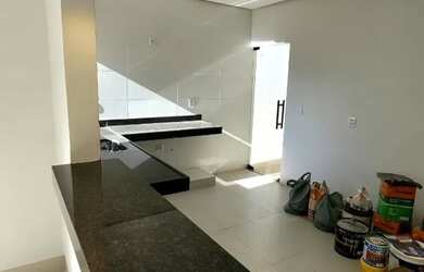 Imagem 11: Bairro Santo Inácio. Casa com 3 quartos, sendo uma suíte. Quintal amplo