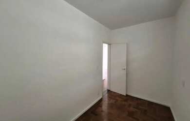 Imagem 10: Apartamento à venda com 4 dormitórios sendo 1 suíte, 2 banheiros e...