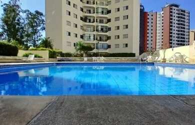 Imagem: O apartamento possui 3 Dormitórios, 1 Banheiro, 2 Vagas na