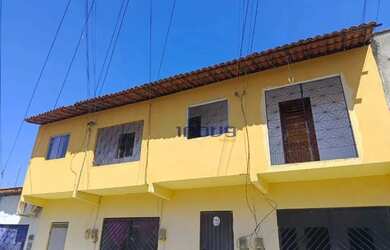 Imagem: A casa possui 2 Dormitórios, 2 Banheiros, 114m² de Área