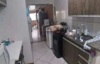 Imagem 9: Casa em Porto Alegre, no bairro Hípica, com 2 dormitório s , e 2 banheiros,...