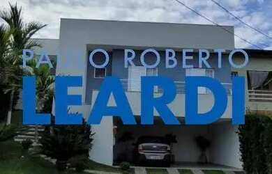 Imagem: A casa em condomínio possui 3 Dormitórios, 3 Banheiros, 4