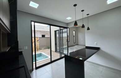 Imagem 3: Casa recém finalizada no condomínio Portal da Mata