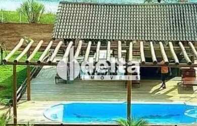 Imagem: A fazenda possui 600m² de Área e está localizado em Brasil