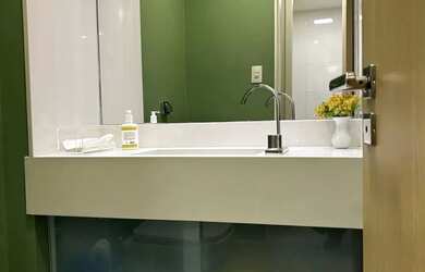 Imagem 3: Sala comercial a venda na Garibaldi mobiliada e reformada