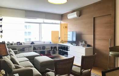 Imagem: O apartamento possui 3 Dormitórios, 3 Banheiros, 1 Vaga na