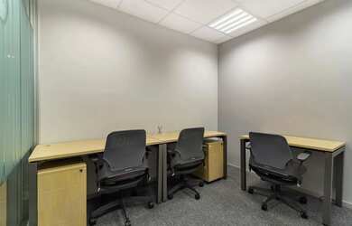 Imagem: O depósito possui 10m² de Área e está localizado em Jardim