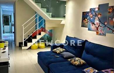 Imagem: A casa possui 3 Dormitórios, 5 Banheiros, 5 Vagas na garagem