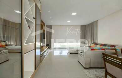 Imagem: A casa em condomínio possui 4 Dormitórios, 5 Banheiros, 5