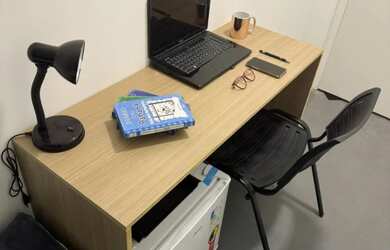 Imagem: O quarto possui Imóvel mobiliado e está localizado em Icaraí