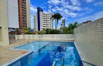 Imagem: O apartamento possui 3 Dormitórios, 1 Banheiro, 1 Vaga na garagem