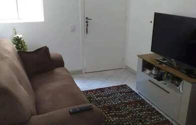 Imagem: O apartamento possui 2 Dormitórios, 1 Banheiro, 1 Vaga na garagem