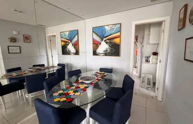 Imagem: O apartamento possui 3 Dormitórios, 2 Banheiros, 2 Vagas na