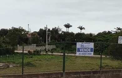 Imagem: O terreno possui 2100-0m² de Área e está localizado em Anchieta