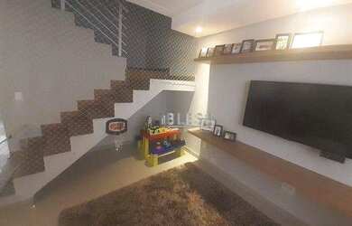 Imagem: A casa em condomínio possui 3 Dormitórios, 3 Banheiros, 150m²