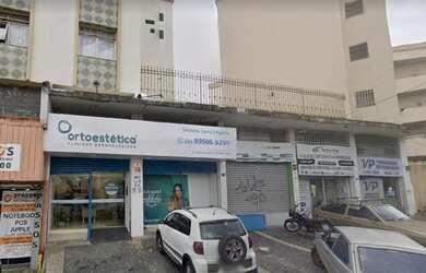 Imagem: O depósito para alugar possui 1 Vaga na garagem e 123m² de