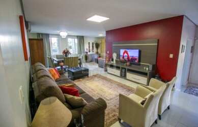 Imagem 12: Casa em Cristo Rei. Piscina, Churrasqueira, Área de serviçoe222m² de...