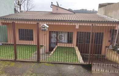 Imagem: A casa à venda possui 4 Dormitórios, 3 Banheiros, 3 Vagas