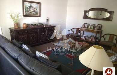 Imagem: O depósito possui 2 Vagas na garagem, 188m² de Área e está