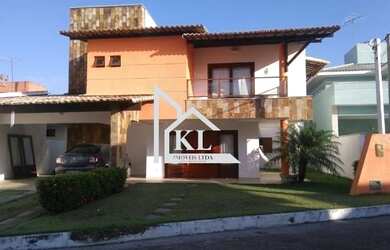 Imagem: A casa em condomínio possui 5 Dormitórios, 5 Banheiros, 4