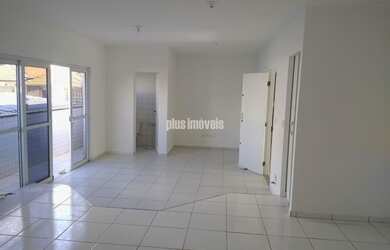 Imagem: O depósito possui 31-0m² de Área e está localizado em Santo