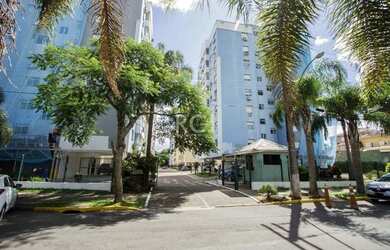 Imagem: O apartamento possui 3 Dormitórios, 1 Banheiro, 1 Vaga na garagem