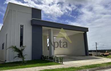 Imagem: A casa em condomínio possui 3 Dormitórios, 3 Banheiros, 2