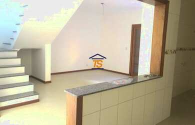 Imagem 3: Casa em Guarujá. Varanda, 164m² de Área, 2 Vagas na garageme2 Dormitórios