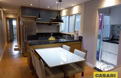 Imagem: O apartamento possui 2 Dormitórios, 2 Banheiros, 2 Vagas na