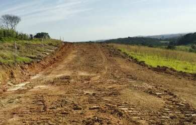 Imagem: O terreno possui 600m² de Área e está localizado em Centro