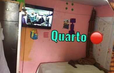 Imagem: A casa possui 1 Dormitório, 1 Banheiro, 2 Vagas na garagem