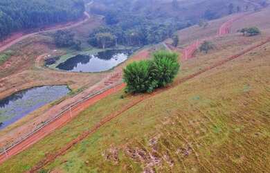 Imagem: O terreno possui 1000m² de Área e está localizado em Cachoeira