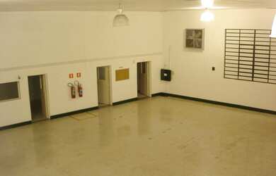 Imagem: O depósito possui 548m² de Área e está localizado em Vila