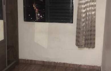 Imagem: O apartamento possui 2 Dormitórios, 1 Banheiro e 1 Vaga na