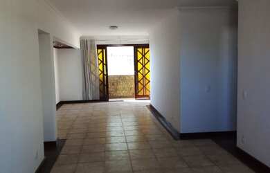 Imagem: O apartamento possui 4 Dormitórios, 3 Banheiros, 2 Vagas na