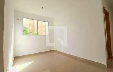 Imagem: O apartamento possui 2 Dormitórios, 1 Banheiro, 2 Vagas na