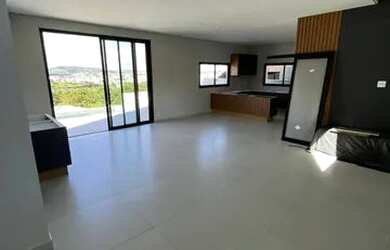 Imagem 1: Maravilhosa casa a venda !! Condomínio Villa Real de Bragança