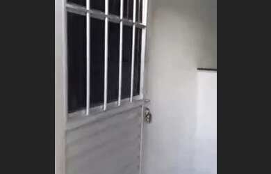 Imagem: A casa possui 1 Dormitório, 1 Banheiro e está localizado