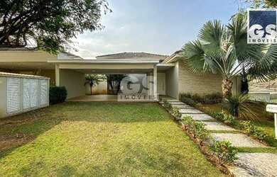 Imagem: A casa em condomínio possui 4 Dormitórios, 5 Banheiros, 4