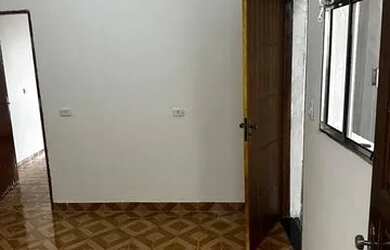 Imagem 4: Casa para Venda em Jandira, Jardim Gabriela I, 3 dormitórios, 2 banheiros, 1 vaga