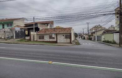 Imagem: A kitnet possui 1 Dormitório, 1 Banheiro, 1 Vaga na garagem