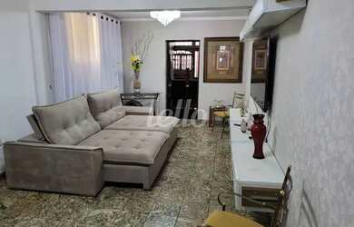 Imagem: A casa possui 3 Dormitórios, 1 Banheiro, 1 Vaga na garagem