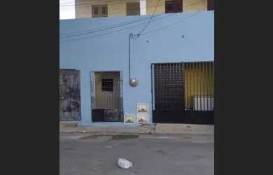 Imagem: A casa possui 4 Dormitórios, 4 Banheiros e está localizado