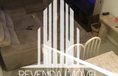 Imagem: A casa possui 3 Dormitórios, 4 Banheiros, 2 Vagas na garagem